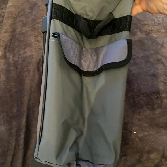 Subzero Gray Insulated Cooler Bag / Travel Tote - NEW - Picture 3 of 9